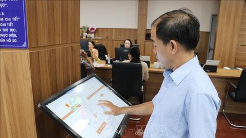 Chuyển đổi số ở địa phương: Hồ sơ trực tuyến tăng nhanh, vận hành thông suốt