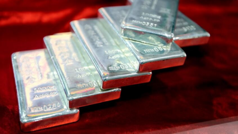 Giá bạc hôm nay 12/8/2025: Bạc đảo chiều giảm