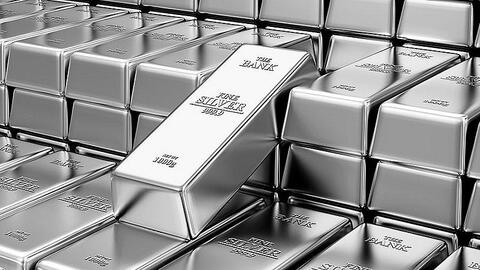 Giá bạc hôm nay 25/8/2025: Bạc neo cao