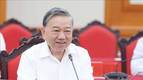 Bộ Chính trị cho ý kiến về công tác chuẩn bị Đại hội Đảng bộ Mặt trận Tổ quốc