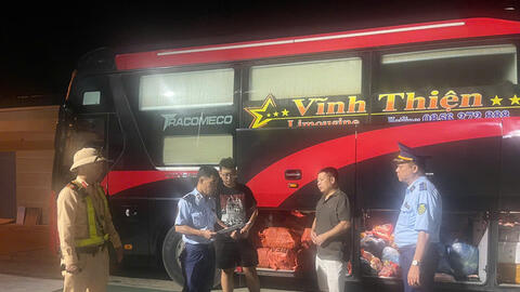 Tuyên Quang: Tạm giữ hơn 3 tấn thực phẩm không rõ nguồn gốc