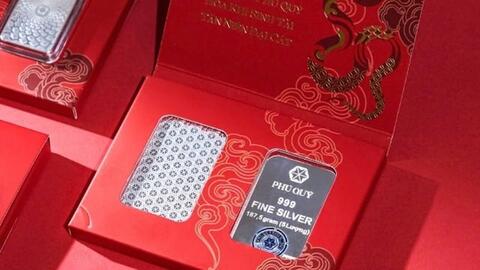 Giá bạc hôm nay 8/10/2025: Bạc suy giảm