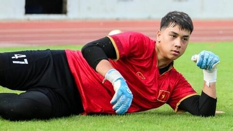 U19 Việt Nam gọi thêm cầu thủ, xuất hiện thủ môn Việt kiều cao 1m83