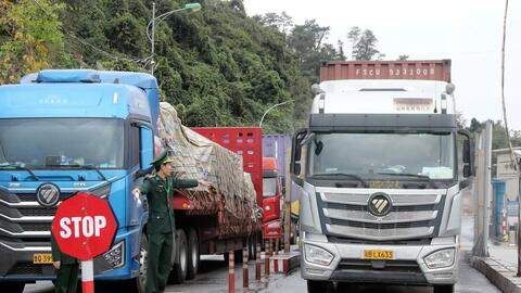 Lạng Sơn: Phương tiện chở hàng nhập khẩu qua các cửa khẩu tăng mạnh