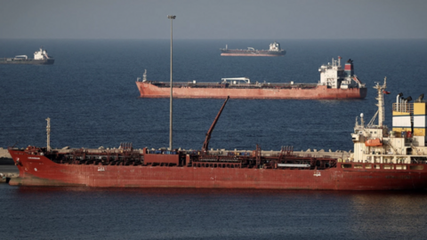 Iran nới lỏng kiểm soát eo biển Hormuz: Tín hiệu hạ nhiệt căng thẳng?