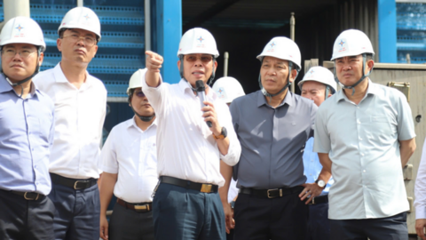 Lãnh đạo cấp cao EVN và TKV làm việc tại Nhiện điện Vĩnh Tân 4