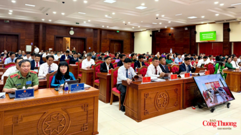 Đắk Lắk: Xem xét 27 nghị quyết về an sinh, phát triển kinh tế