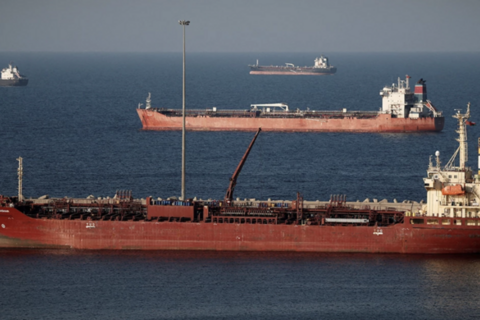 Iran nới lỏng kiểm soát eo biển Hormuz: Tín hiệu hạ nhiệt căng thẳng?