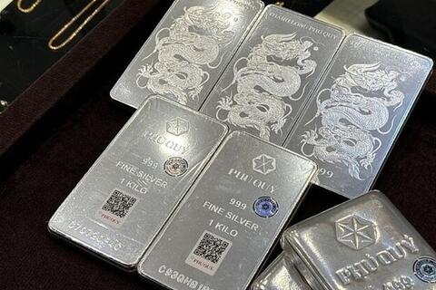 Giá bạc hôm nay 8/4/2026: Bạc liên tục biến động