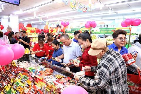 Doanh nghiệp bán lẻ tăng tốc mở cửa hàng, tạo dư địa tăng trưởng mới