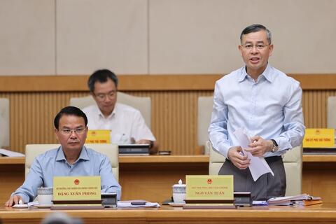 Giá xăng dầu trong nước ở mức thấp so với khu vực