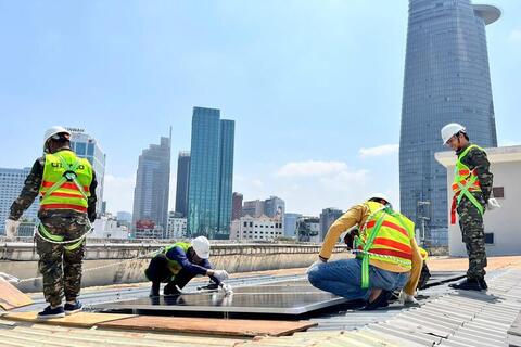 Phát triển điện mặt trời: Lấp khoảng trống nguồn nhân lực chất lượng cao