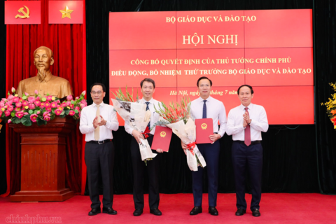 Công bố Quyết định điều động, bổ nhiệm Thứ trưởng Bộ Giáo dục và Đào tạo