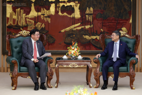 Thủ tướng Chính phủ tiếp Đại sứ Malaysia: Sớm đưa kim ngạch thương mại song phương đạt 20 tỷ USD