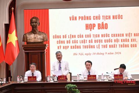 Họp báo Công bố Lệnh của Chủ tịch nước: Đưa 15 luật vào cuộc sống