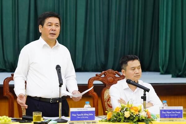 Bộ trưởng Nguyễn Hồng Diên: Mỗi ngày đều là cao điểm chống hàng giả
