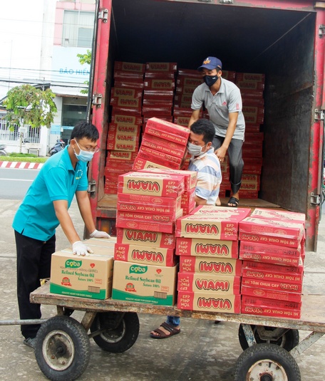 Việc lưu thông hàng hóa đã được tạo điều kiện thuận lợi hơn.