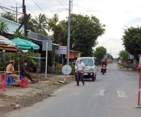 Các doanh nghiệp, người vận chuyển hàng hóa cần tiếp tục tuân thủ nghiêm các quy định phòng chống dịch bệnh.