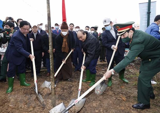 Chu tich nuoc Nguyen Xuan Phuc phat dong Tet Trong cay tai Phu Tho hinh anh 2