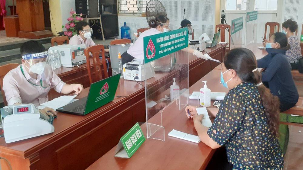 Cầu nối, vốn, người nghèo, ngân hàng chính sách, ủy thác