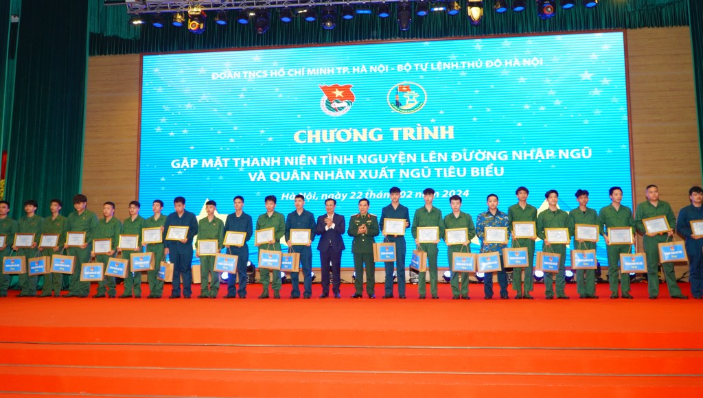 Tiếp nối tinh thần