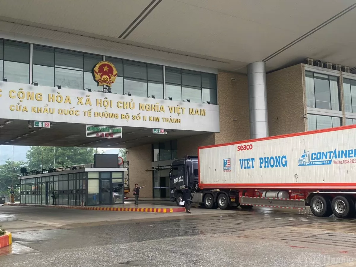Xuất nhập khẩu qua cửa khẩu Kim Thành đạt trên 440 triệu USD