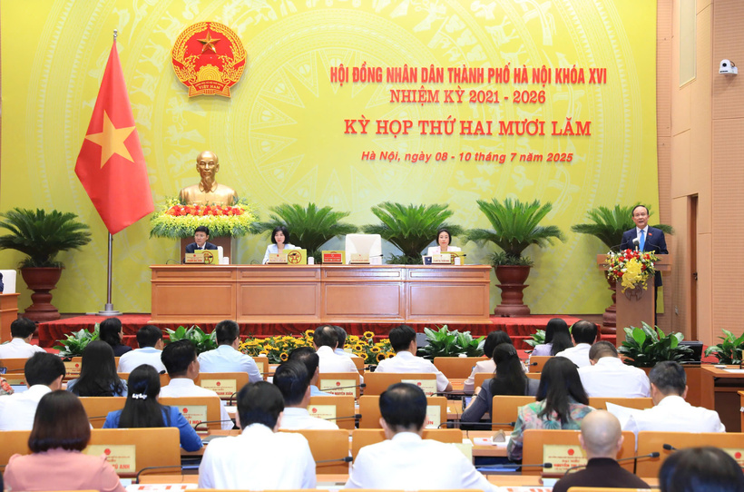 Quang cảnh phiên họp.