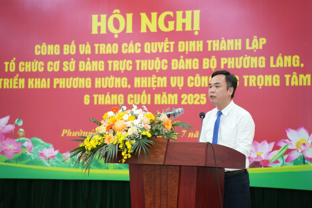 Bí thư Đảng ủy, Chủ tịch HĐND phường Láng Nguyễn Hồng Dân đã nhấn mạnh vai trò nòng cốt của các cán bộ cơ sở trong việc xây dựng phường ổn định và phát triển. Ông kêu gọi toàn thể cán bộ, đảng viên và nhân dân đồng lòng, phát huy truyền thống đoàn kết để biến Láng thành một đơn vị hành chính kiểu mẫu của Thủ đô.