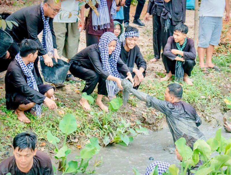 Du khách được trải nghiệm các trò chơi dân gian Nam Bộ