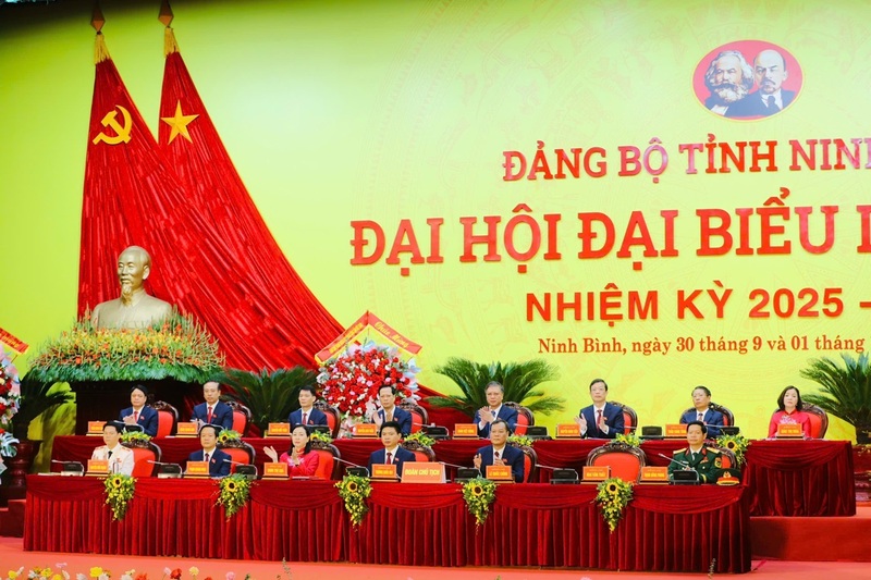 Quang cảnh phiên khai mạc Đại hội đại biểu Đảng bộ tỉnh Ninh Bình lần thứ I, nhiệm kỳ 2025 - 2030. Ảnh: Đức Lam