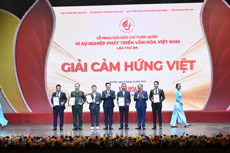 Các tập thể nhận giải Cảm hứng Việt.