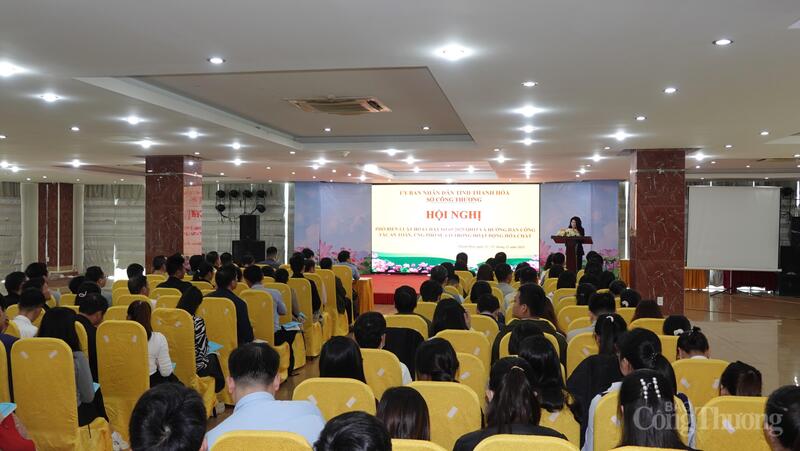 Toàn cảnh hội nghị