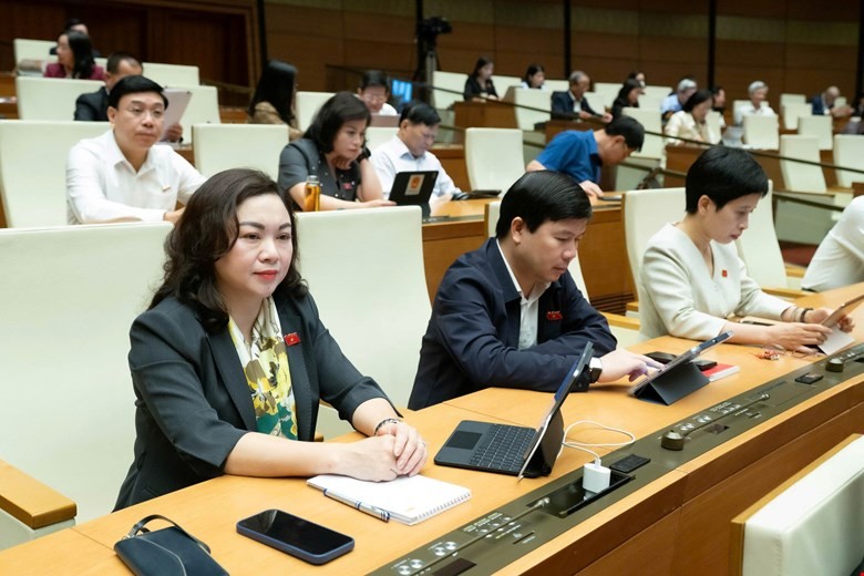 Đảm bảo chế độ thỏa đáng cho nhân viên y tế thôn bản Đảm bảo chế độ thỏa đáng cho nhân viên y tế thôn bản