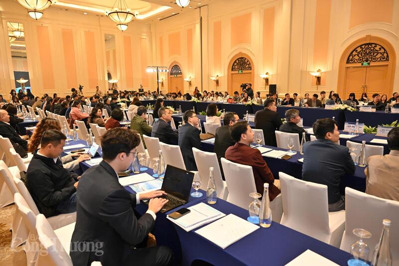 Diễn đàn có sự tham dự của đại diện các đơn vị chức năng thuộc Bộ Công Thương, cơ quan của Quốc hội, cùng đông đảo chuyên gia, đại diện hiệp hội và doanh nghiệp hoạt động trong lĩnh vực năng lượng… Ảnh: Cấn Dũng