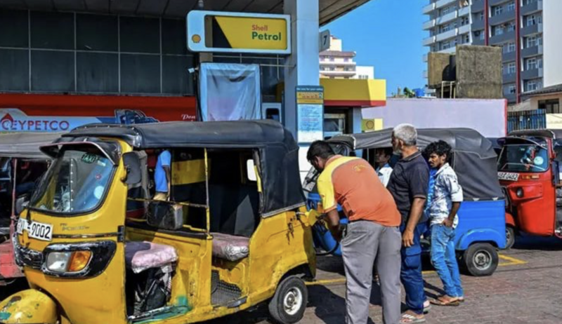 Sri Lanka áp dụng tuần làm việc 4 ngày nhằm tiết kiệm nhiên liệu trong bối cảnh xung đột Trung Đông leo thang. Ảnh: Fana Media