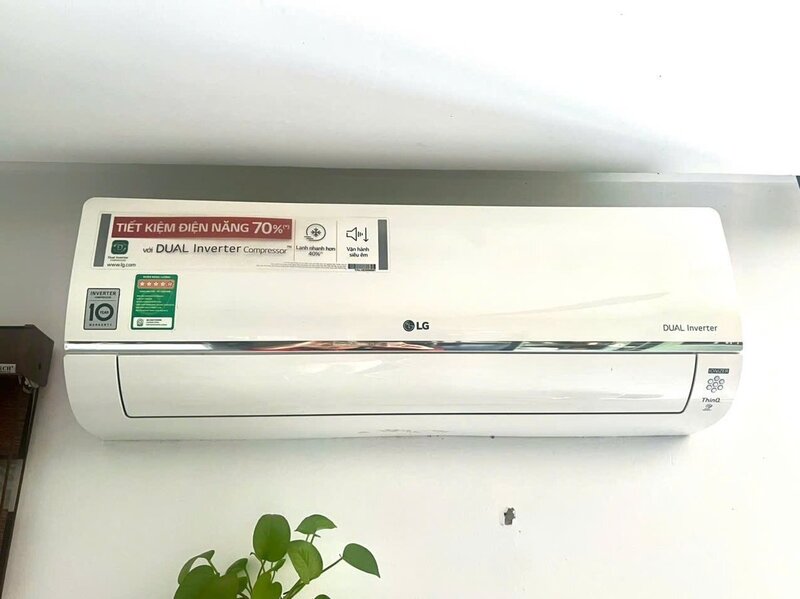 Điều hòa tiết kiệm điện, có dán nhãn năng lượng đang được người dân ưu tiên lựa chọn. Ảnh: Phạm Oanh.