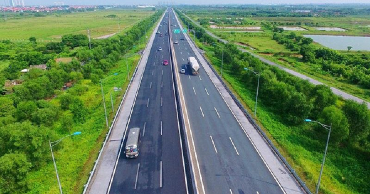 Đến năm 2030, cả nước có tối thiểu 5.000 km đường bộ cao tốc