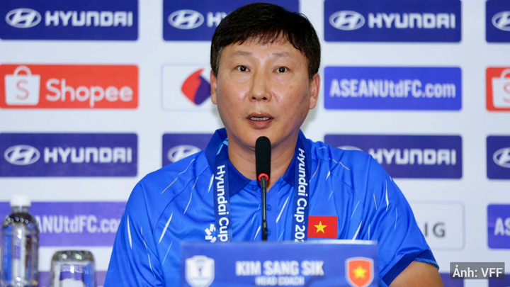 HLV Kim Sang Sik cho biết Đội tuyển Việt Nam sẽ thi đấu với nỗ lực cao nhất để tiến vào trận chung kết.