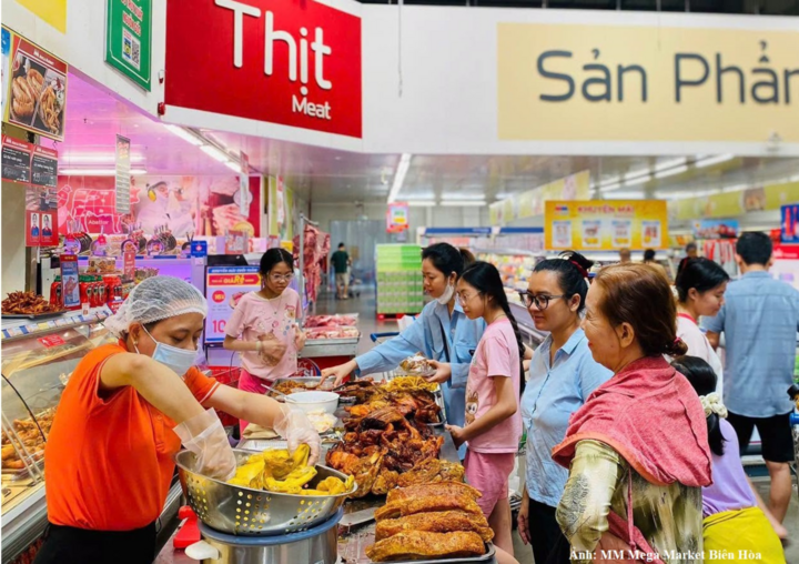 Trong 9 tháng năm 2026, tổng mức bán lẻ hàng hóa và doanh thu dịch vụ tiêu dùng tại Đồng Nai ước đạt hơn 344.000 tỷ đồng.