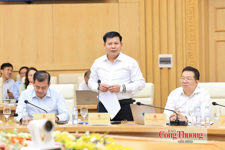 Ông Đinh Văn Châu – Hiệu trưởng Trường Đại học Điện lực.