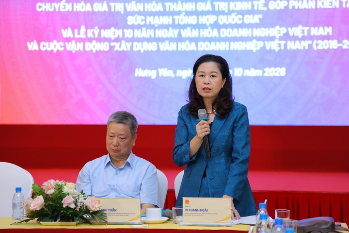 Bà Vi Thanh Hoài - Phó Cục trưởng Cục Văn hóa - Thông tin cơ sở và Gia đình, Bộ Văn hóa, Thể thao và Du lịch phát biểu tại chương trình.