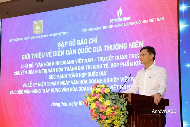 Ông Trần Quang Dũng, Phó Bí thư Thường trực Đảng ủy Tập đoàn Công nghiệp Năng lượng Quốc gia Việt Nam (Petrovietnam) chia sẻ về văn hóa doanh nghiệp tại Petrovietnam.