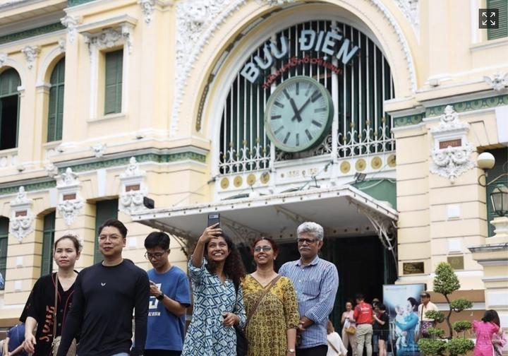 Bưu điện Trung tâm TP. Hồ Chí Minh luôn thu hút khách du lịch trong nước và quốc tế.