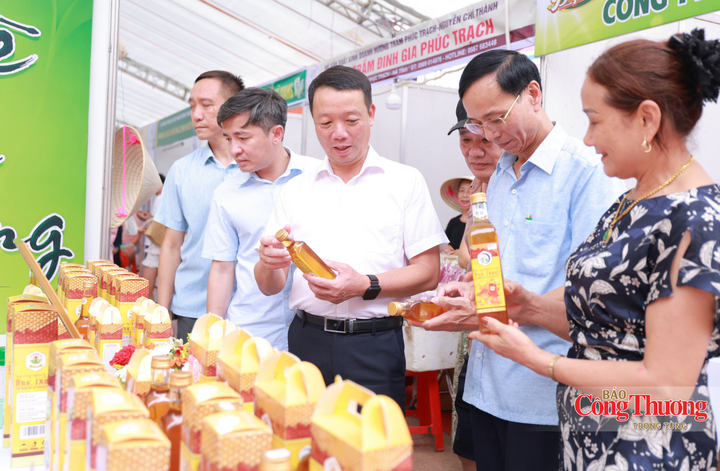 Hà Tĩnh xác định ứng dụng khoa học, công nghệ, đổi mới sáng tạo và chuyển đổi số là những giải pháp quan trọng để cải thiện chất lượng, minh bạch thông tin và tăng sức cạnh tranh cho sản phẩm OCOP.